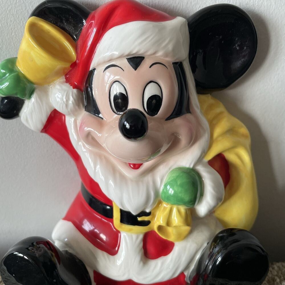 Vintage Musical Ceramic Mickey Mouse Santa Wall Hanging Figurine Disney Japan - Picture 5 of 10